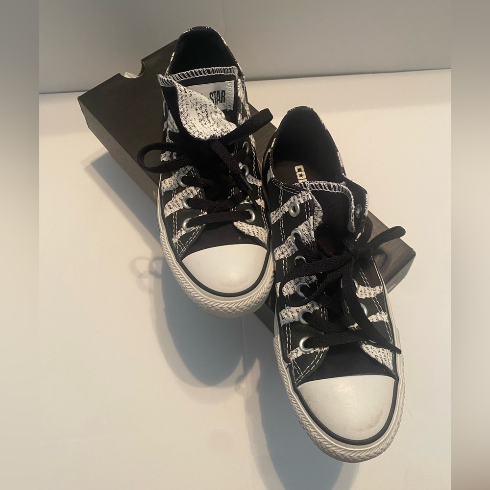 Converse Women’s black/white sneakers. Size 8